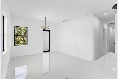 920 Anaconda Avenue, Lehigh Acres, FL 33974 - Photo 6