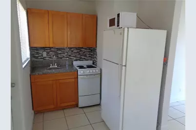 711 SW 9th Street #1, Dania Beach, FL 33004 - Photo 4
