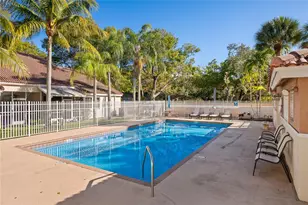 8245 NW 70th St, Tamarac, FL 33321 - Photo 28