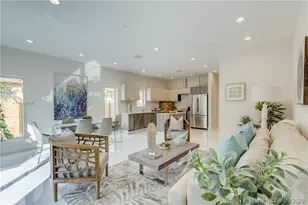 698 NE 43rd St, Fort Lauderdale, FL 33334 - Photo 2