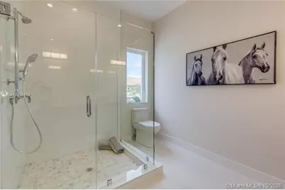 698 NE 43rd Street #698, Oakland Park, FL 33334 - Photo 16