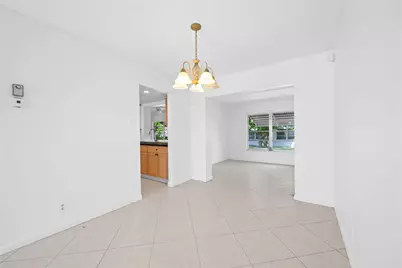 7005 NW 11th Street, Margate, FL 33063 - Photo 10