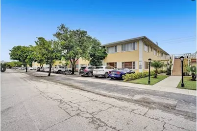 5820 NE 22nd Way #628, Fort Lauderdale, FL 33308 - Photo 2