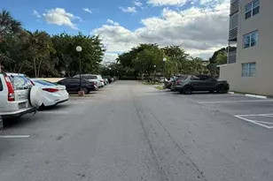 408 NW 68th Ave, Plantation, FL 33317 - Photo 22