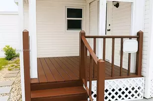 204 Flamingo Dr, Briny Breezes, FL 33435 - Photo 4