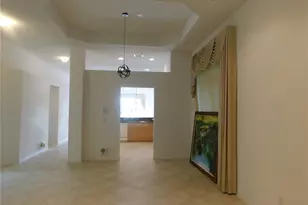 19484 SW 60th Ct, Pembroke Pines, FL 33332 - Photo 10