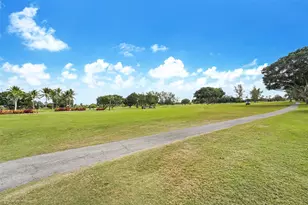 300 S Hollybrook Dr, Pembroke Pines, FL 33025 - Photo 20