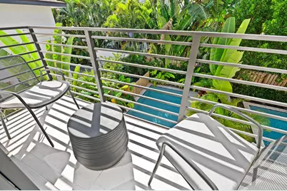 907 NE 16th Avenue, Fort Lauderdale, FL 33304 - Photo 14