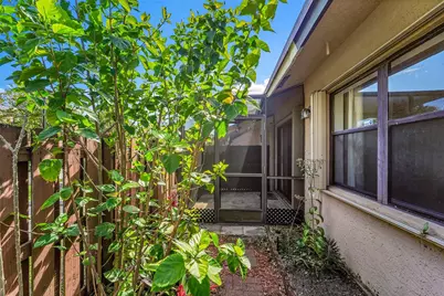 2698 N Nob Hill Road, Sunrise, FL 33322 - Photo 22