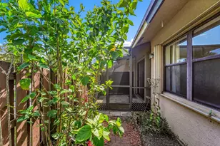 2698 N Nob Hill Rd, Sunrise, FL 33322 - Photo 22