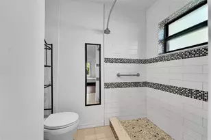 2698 N Nob Hill Rd, Sunrise, FL 33322 - Photo 18