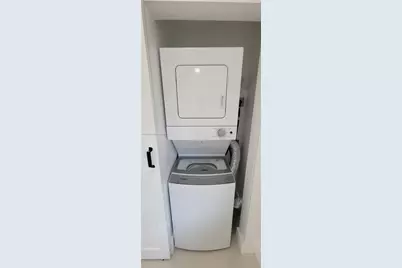 831 NW 14th Way #2, Fort Lauderdale, FL 33311 - Photo 4