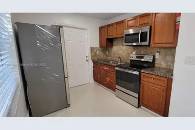 831 NW 14th Way #2, Fort Lauderdale, FL 33311 - Photo 18