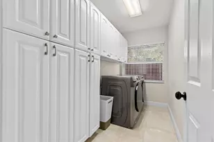 9881 SW 2nd St, Plantation, FL 33324 - Photo 28