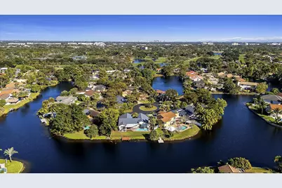 9881 SW 2nd Street, Plantation, FL 33324 - Photo 42