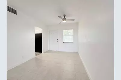 2555 NE 11th Street #606, Fort Lauderdale, FL 33304 - Photo 4