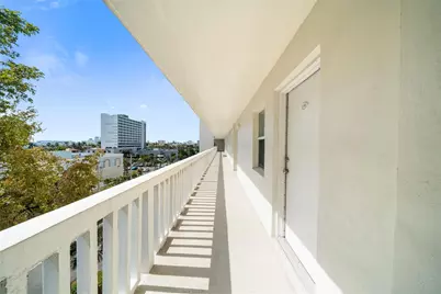 2555 NE 11th Street #606, Fort Lauderdale, FL 33304 - Photo 8