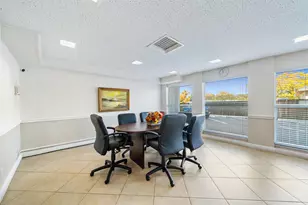 2555 NE 11th St, Fort Lauderdale, FL 33304 - Photo 26