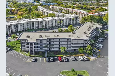 2881 NW 47th Terrace #209, Lauderdale Lakes, FL 33313 - Photo 2