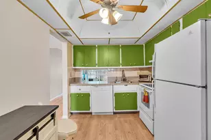 2881 NW 47th Terrace, Lauderdale Lakes, FL 33313 - Photo 10