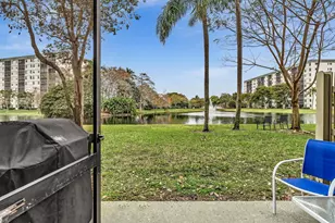 2236 N Cypress Bend Dr, Pompano Beach, FL 33069 - Photo 24