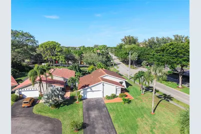 2850 Deer Creek Kelly Brooke Lane, Deerfield Beach, FL 33442 - Photo 34