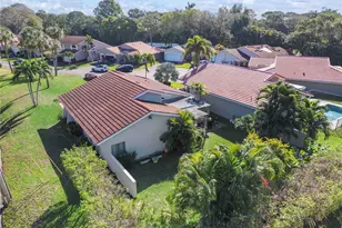 2850 Deer Creek Kelly Brooke Ln, Deerfield Beach, FL 33442 - Photo 4