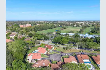 2850 Deer Creek Kelly Brooke Lane, Deerfield Beach, FL 33442 - Photo 36