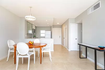 390 N Federal Highway #301, Deerfield Beach, FL 33441 - Photo 14