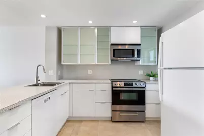 390 N Federal Highway #301, Deerfield Beach, FL 33441 - Photo 10