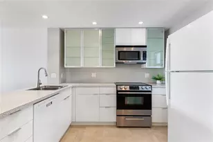 390 N Federal Hwy, Deerfield Beach, FL 33441 - Photo 10