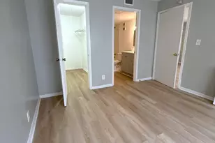 4321 NW 19th St, Lauderhill, FL 33313 - Photo 8