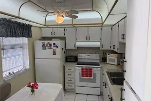 425 SE 11th Terrace, Dania Beach, FL 33004 - Photo 4