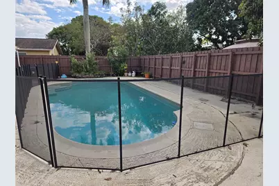 413 SW 73rd Avenue, North Lauderdale, FL 33068 - Photo 36