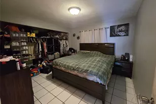 413 SW 73rd Ave, North Lauderdale, FL 33068 - Photo 12