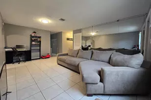 413 SW 73rd Ave, North Lauderdale, FL 33068 - Photo 6