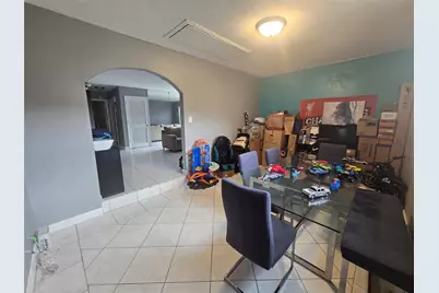 413 SW 73rd Avenue, North Lauderdale, FL 33068 - Photo 6