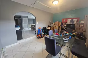 413 SW 73rd Ave, North Lauderdale, FL 33068 - Photo 6