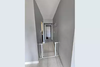 413 SW 73rd Avenue, North Lauderdale, FL 33068 - Photo 18