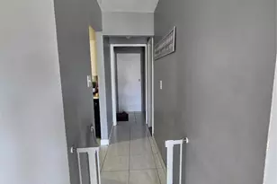 413 SW 73rd Ave, North Lauderdale, FL 33068 - Photo 18