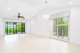 16131 Laurel Dr, Weston, FL 33326 - Photo 4