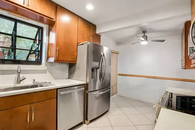 16131 Laurel Drive #33, Weston, FL 33326 - Photo 6