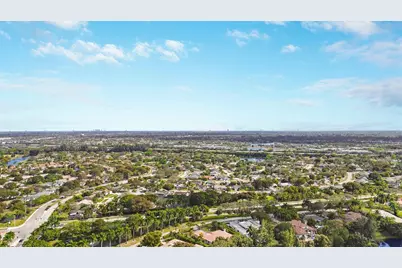 16131 Laurel Drive #33, Weston, FL 33326 - Photo 22