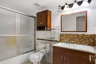 16131 Laurel Dr, Weston, FL 33326 - Photo 8