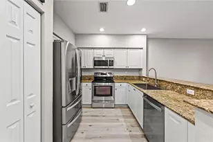 2827 SW 83rd Terrace, Miramar, FL 33025 - Photo 8