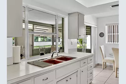 4516 NW 46th Street, Tamarac, FL 33319 - Photo 10