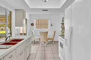 4516 NW 46th St, Tamarac, FL 33319 - Photo 8