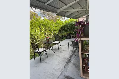 735 NE 37th Street #B, Oakland Park, FL 33334 - Photo 12