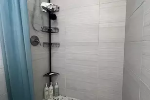 735 NE 37th St, Fort Lauderdale, FL 33334 - Photo 8