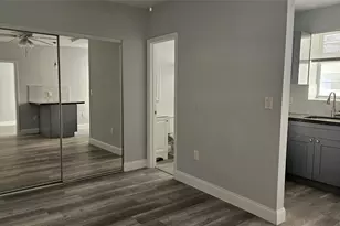 1142 SW 4th St, Miami, FL 33130 - Photo 1